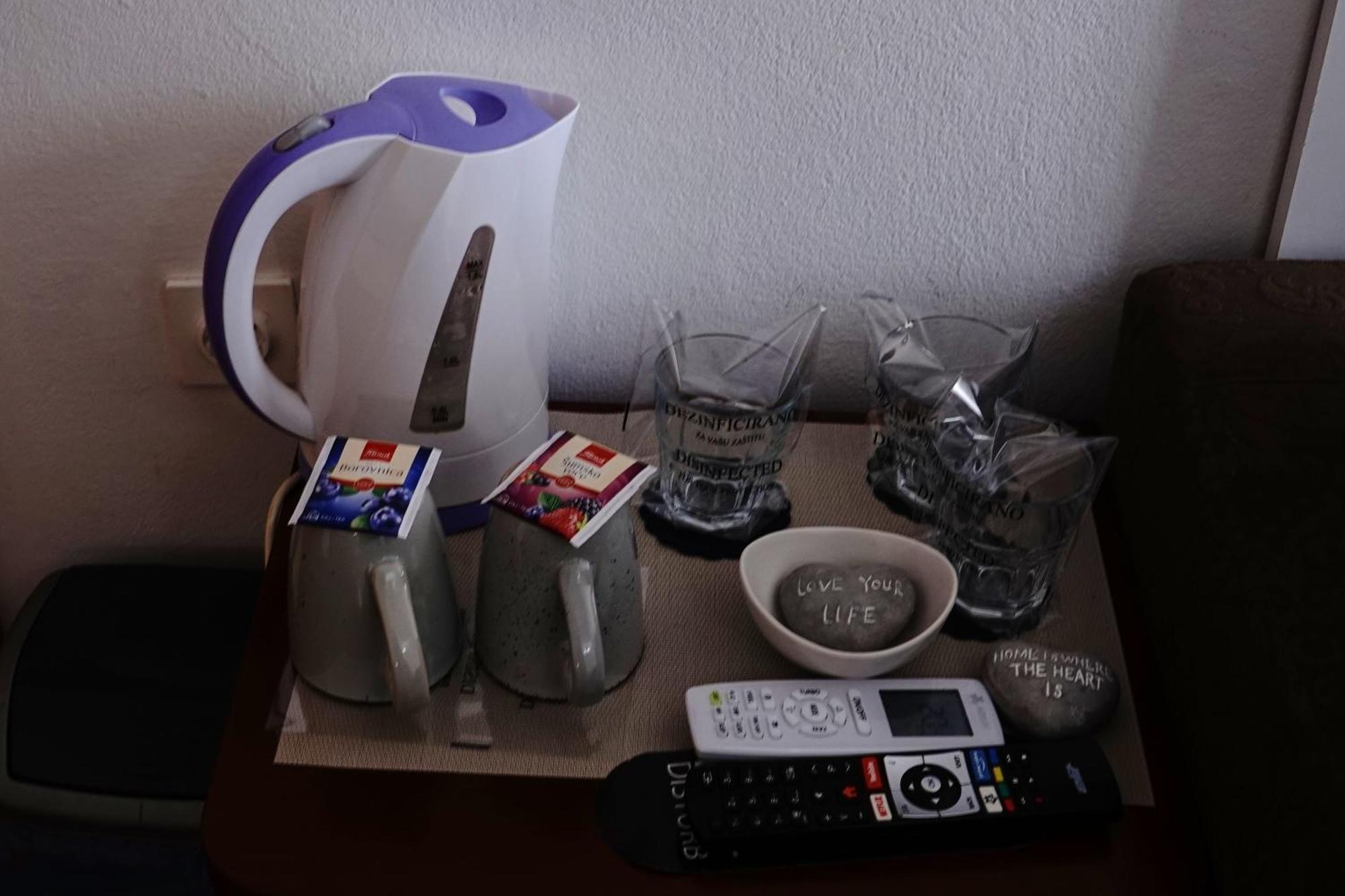 Visovac Rooms And Breakfast Skradin Bagian luar foto